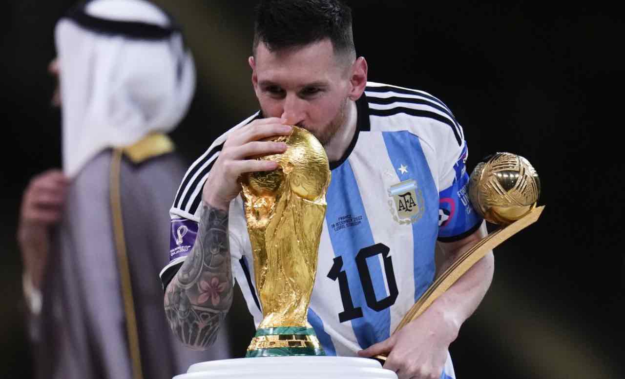 Messi e il suo orologio da "Coppa del Mondo"