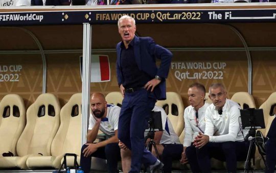 Didier Deschamps rinnova, ma il calcio francese è nella bufera