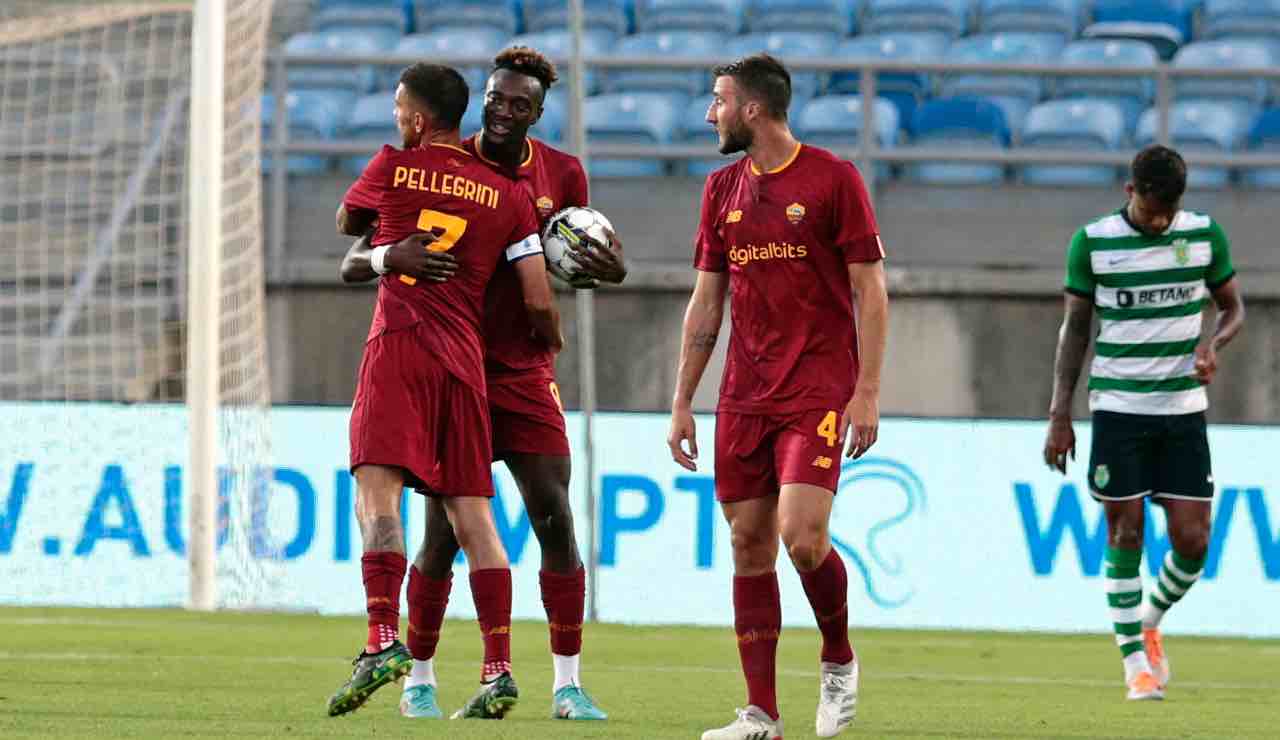 Esultanza calciatori Roma dopo un gol