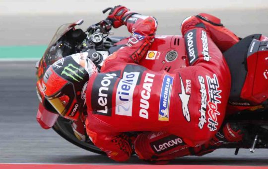 Pecco Bagnaia, campione del mondo in carica della MotoGP - NewsSportive.it 20230111