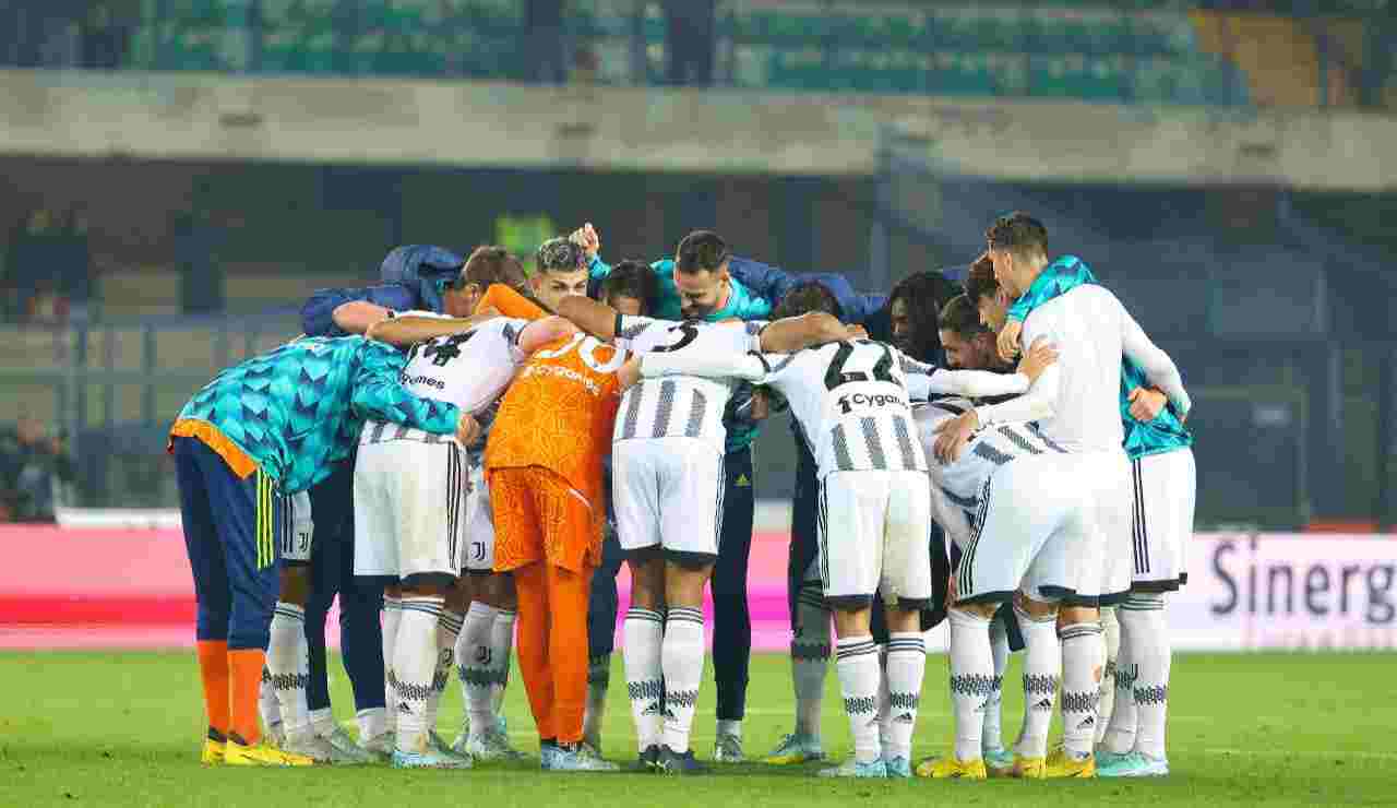 Gruppo squadra Juventus, esultanza post partita