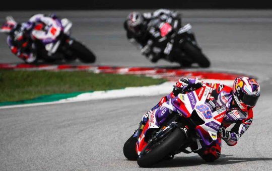 I piloti della MotoGp preoccupati per la gestione economica dei piloti