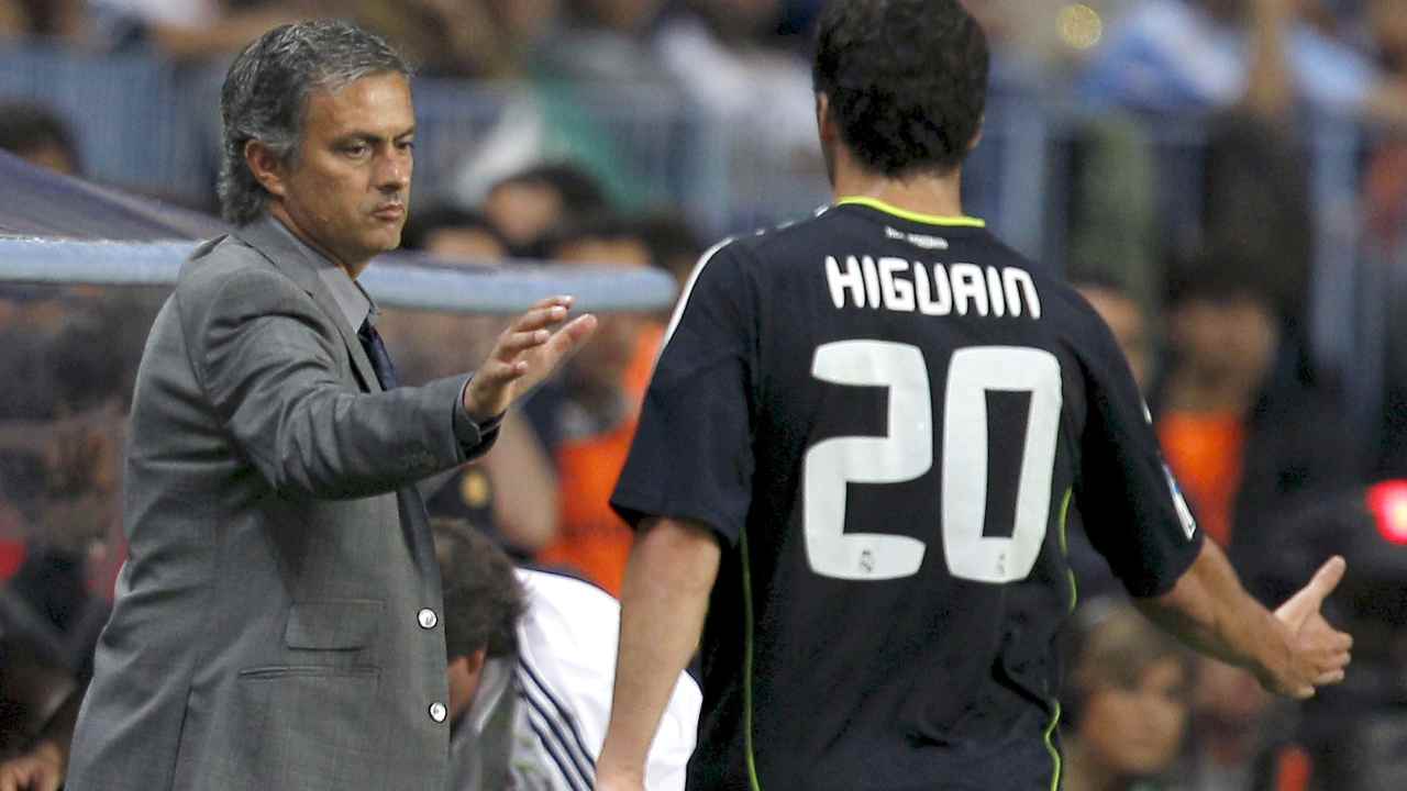 Mourinho 2 - NewsSportive.it 20230403