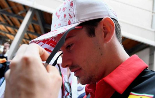 Ferrari, continua la maledizione di Leclerc a casa sua