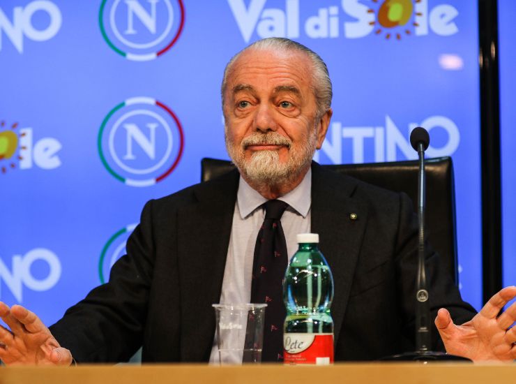 De Laurentiis, presidente del Napoli che tratta con gli allenatori - NewsSportive.it