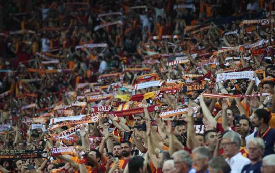 Sciarpata tifosi Galatasary